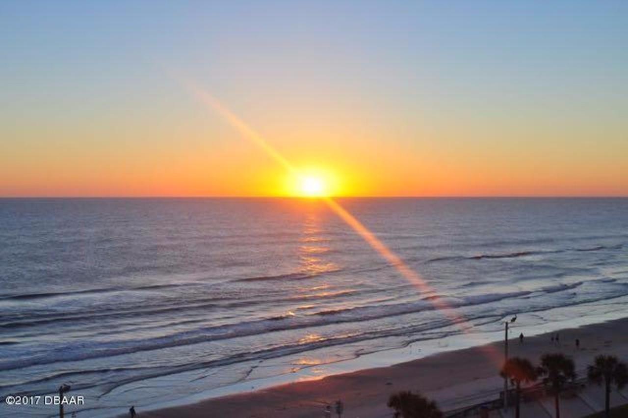 Ocean Walk Resort - Dramatic Ocean Front View Daytona Beach Exterior photo